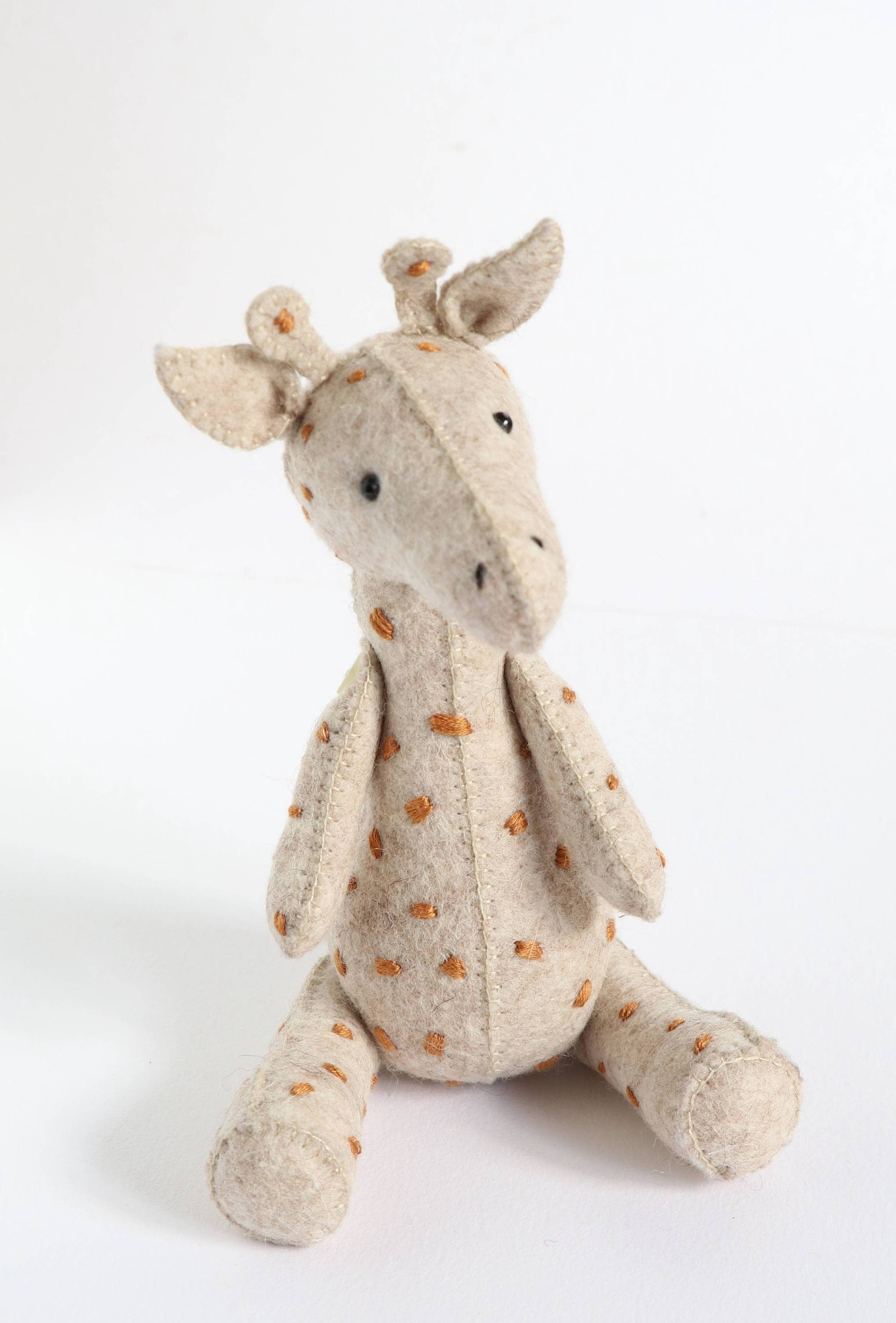 G is for giraffe: Giraffe sewing pattern