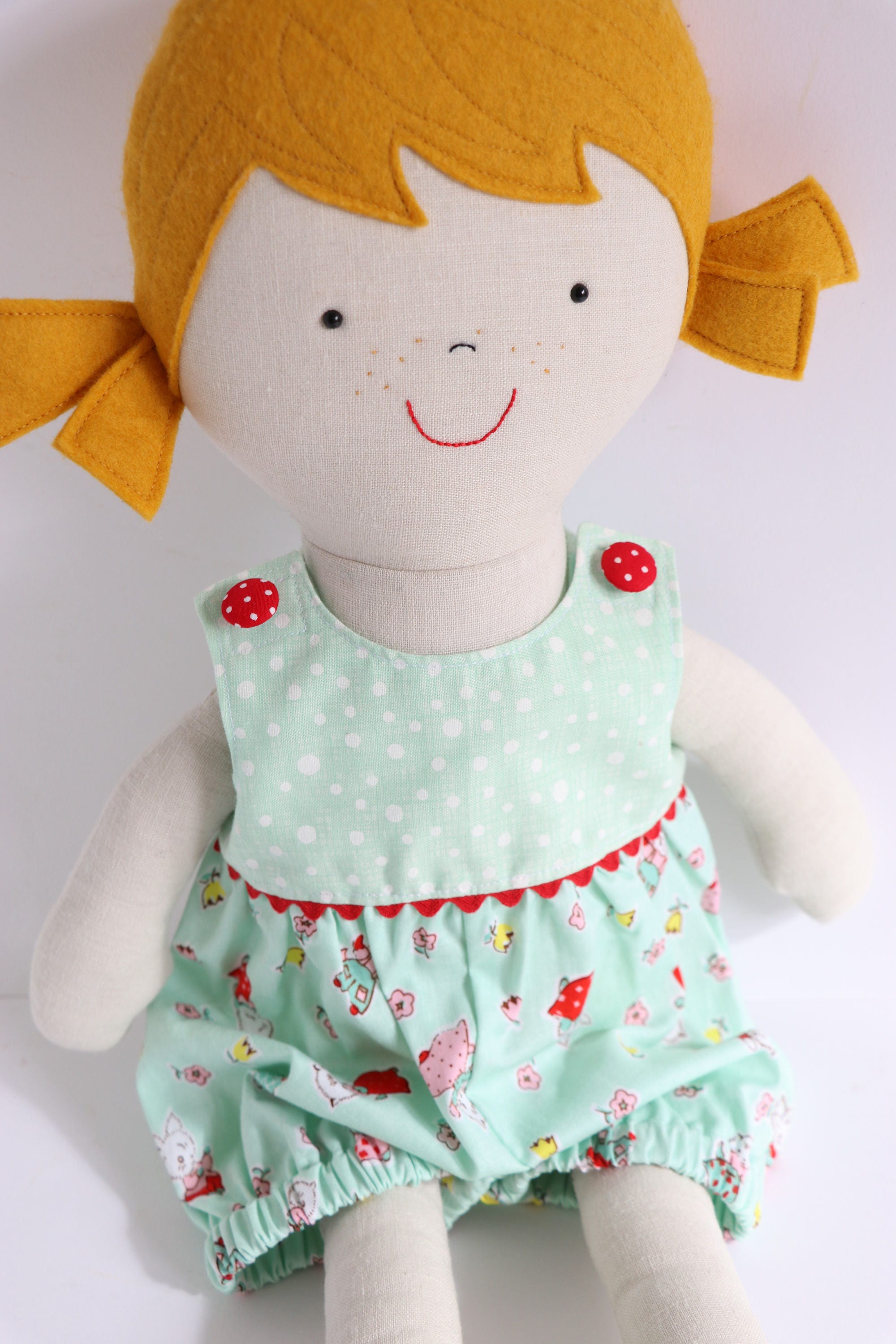 Tilly: Large doll with clothes sewing pattern