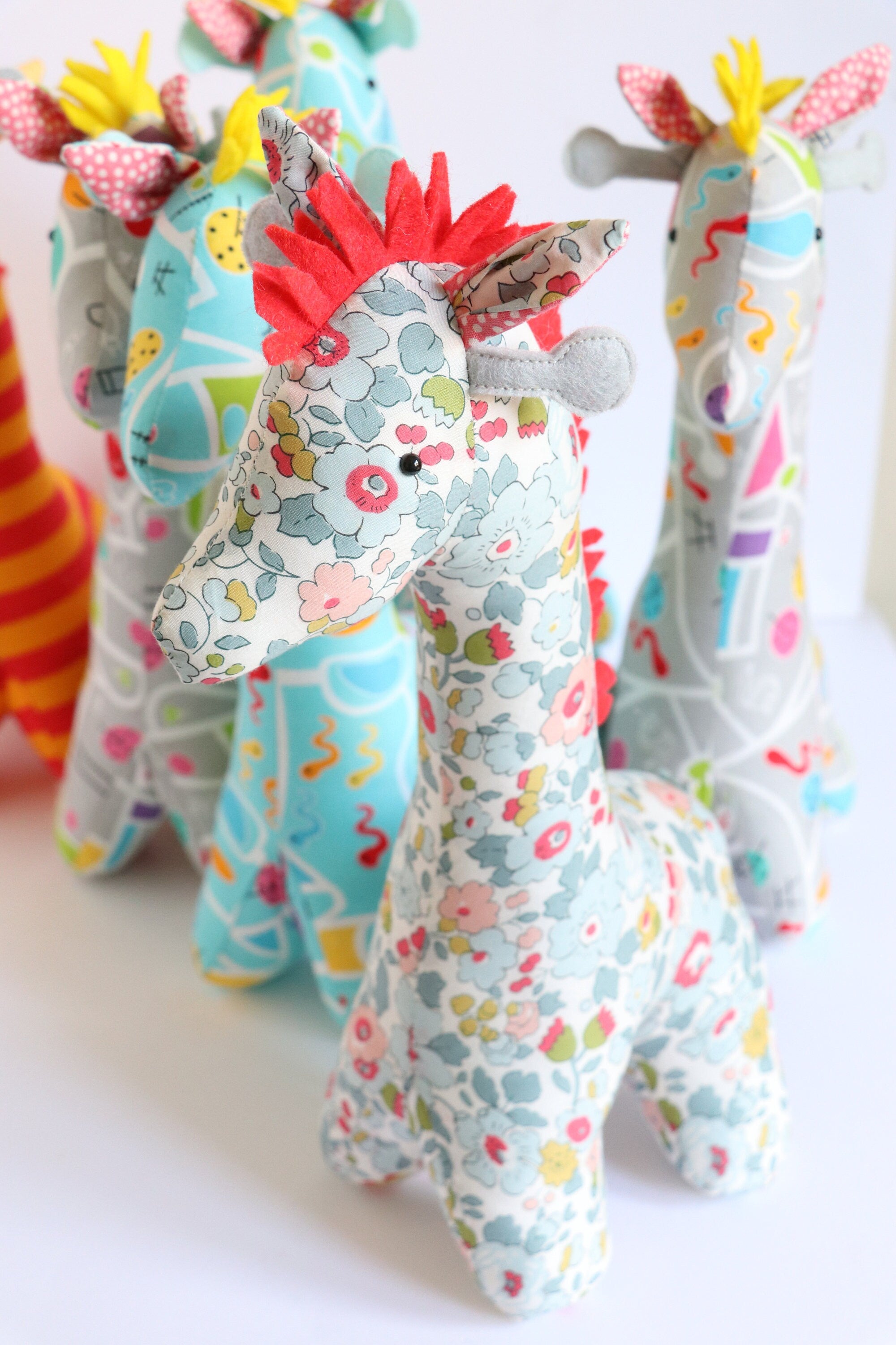 Flannery: giraffe sewing pattern