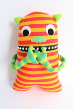 Load image into Gallery viewer, Monster Mash: monster toy sewing pattern
